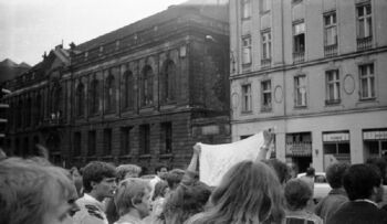 Niezależna manifestacja na skrzyżowaniu ulic Św. Marcin i Ratajczaka