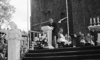 Leonard Szymański podczas mszy w 30. rocznicę Czerwca 56