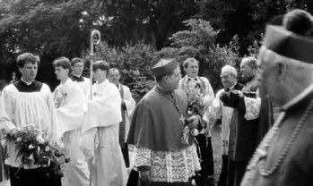 Prymas Polski kard. Józef Glemp podczas obchodów 30. rocznicy Czerwca 56