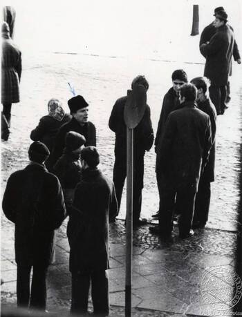 Zdjęcie uczestników manifestacji studenckich z dnia 13-03-1968 r.
