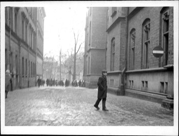 Marzec 1968 w Krakowie - okolice Uniwersytetu Jagiellońskiego, Kr_0_7_3973_0010_8