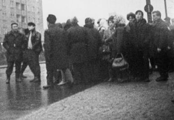 Demonstranci na ul. Władysława IV, 17.12.1970 r.