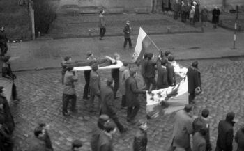 Blokada wojskowa na skrzyżowaniu ulic: Czerwonych Kosynierów (ob. Morska), Podjazd i Śląskiej, 17.12.1970 r.