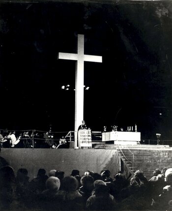 Uroczystości odsłonięcia Pomnika Ofiar Grudnia w Gdyni, 17 grudnia 1980 r.