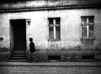 Napis na ul. Dworcowej w Bydgoszczy wiosną 1981 r.