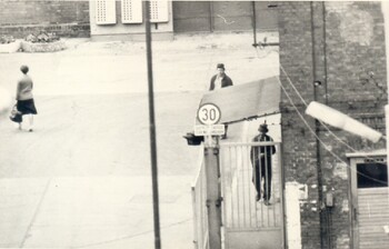 KWMO Elbląg, bramy Zamech II” Elbląg przy ul. Grunwaldzkiej 25.08.1980 r.