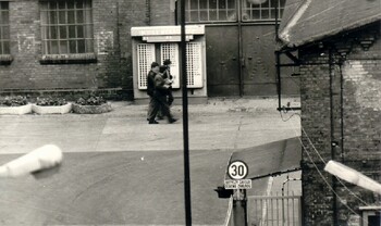 KWMO Elbląg, brama Zamech II” Elbląg przy ul. Grunwaldzkiej 25.08.1980 r.,