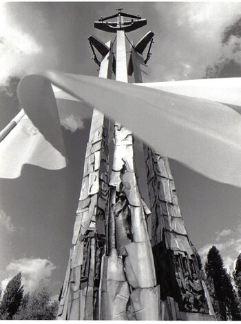 Uroczystości pod Pomnikiem Poległych Stoczniowców (1981)