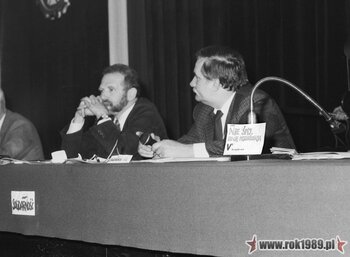 Gdańsk, 29.04.1989: L. Wałęsa i B. Geremek (ze zbiorów Igora Witowicza)