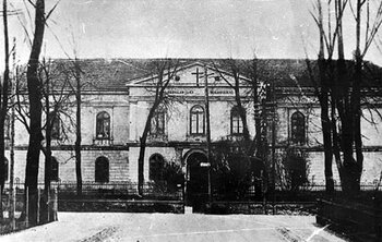Budynek Szpitala Wszystkich Świętych w Wieluniu, przed zbombardowaniem go przez lotnictwo hitlerowskie w dniu 1 września 1939