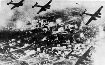Samoloty niemieckie nad Warszawą