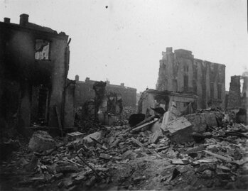 Zniszczone i zburzone domy #1