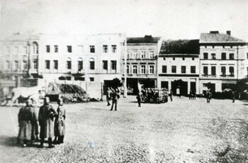 Rozstrzelanie Polaków 21 października 1939 r na rynku w Śremie