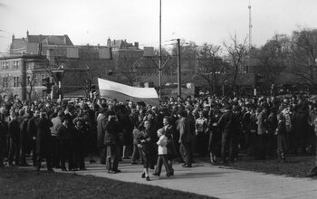 Manifestacja 1 maja 1982