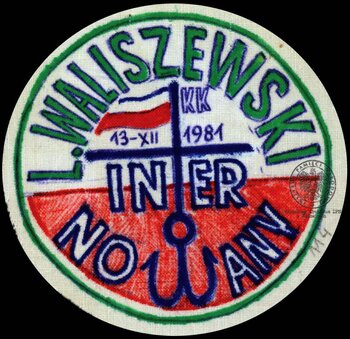 Makatka z podpisami internowanych