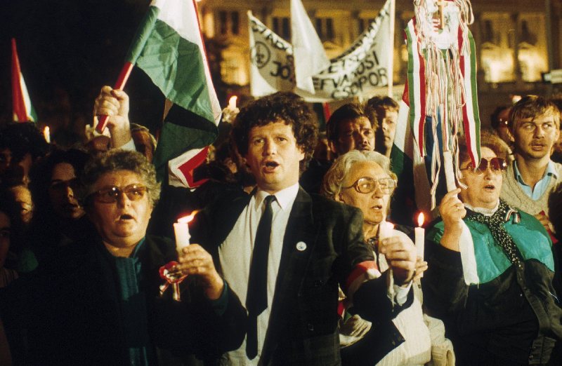 Anniversary of the 1956 Revolution, 23 October 1989 (Topham Picturepoint/FORUM)